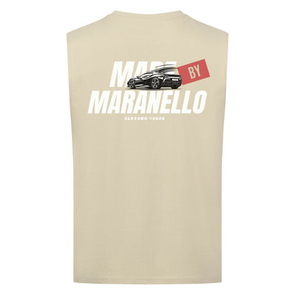 CLUTCHO Made by Maranello Tank Top Herren in Sand aus leichter Bio-Baumwolle – Farbdetail.