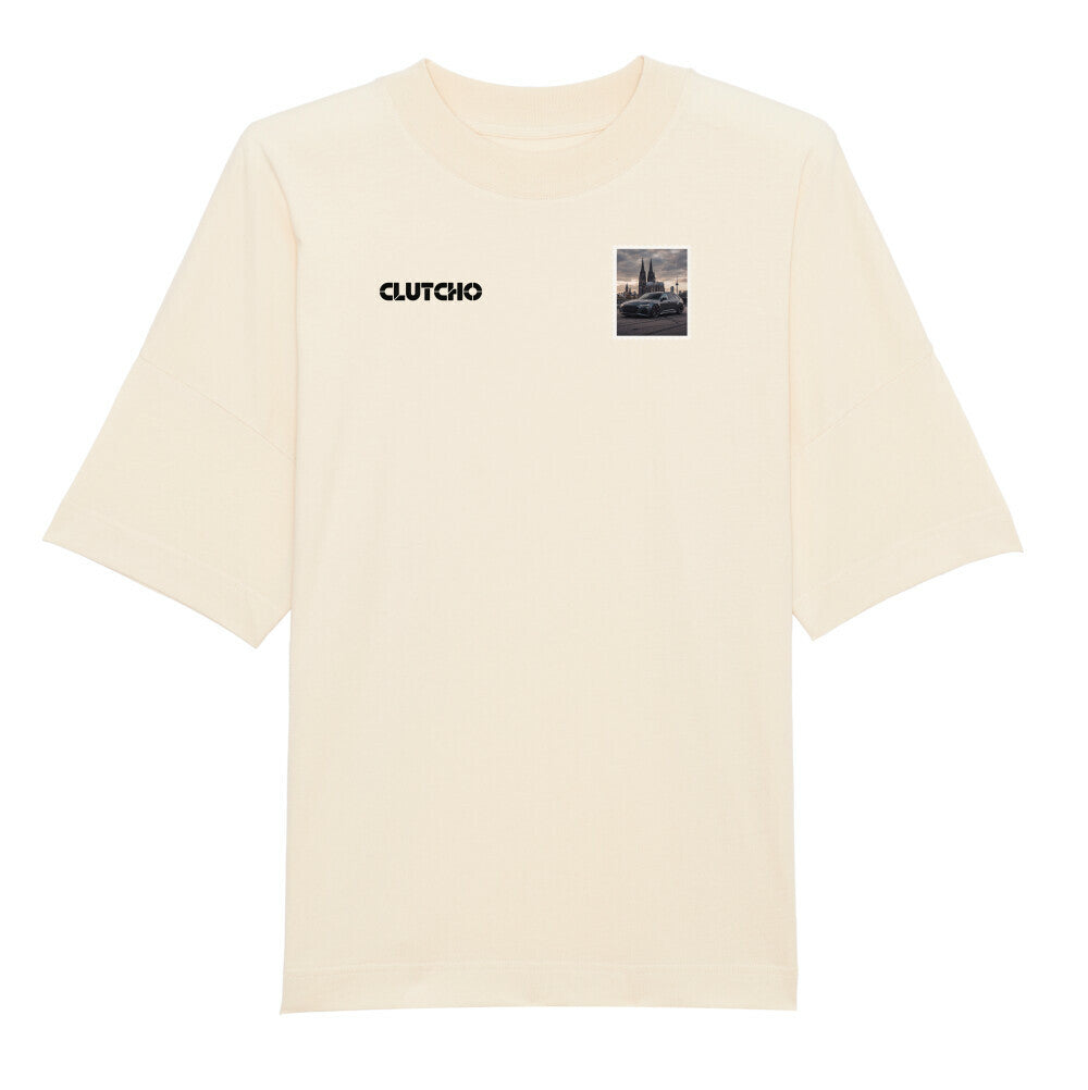 CLUTCHO Kölner Dom Oversized T-Shirt in Beige aus schwerer Bio-Baumwolle – Stoff- und Farbdetail.