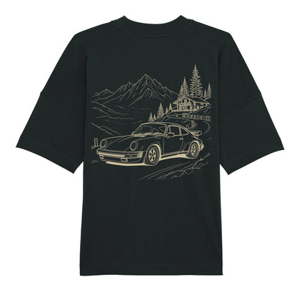 CLUTCHO Alpenpass Oversized T-Shirt in Schwarz, schwere Bio-Baumwolle im Boxy Fit – Detailansicht.